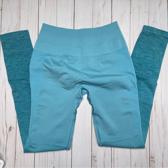New Alphalete Amplify ombré leggings - Ocean.  Size small. - Picture 4 of 6